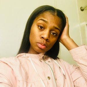 Meet your Posher, Jasmine